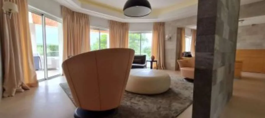Mougins in un prestigioso golf club, lussuosa villa – photo 7 sur 13