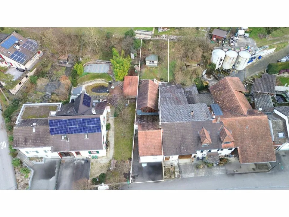 Realisierungsbereites Zweifamilienhaus-Projekt mit Baubewilligung auf 350 m² Grundstück in Duggingen