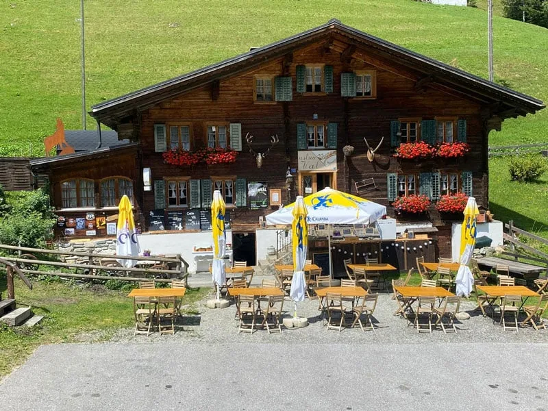 Cordial beinvegni im   Val Sumvitg, im Berggasthof  «Ustria Val Sumvitg»