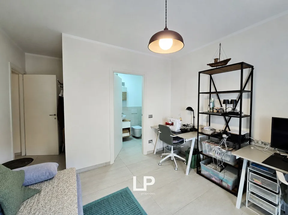 Exklusives Apartment am See in Lavena Ponte Tresa – Foto 10 von 13