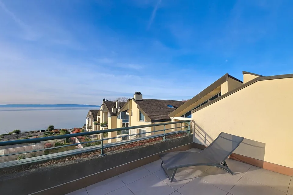 Au bord du lac - Beau 3.5 pièces en duplex – Foto 18 von 23
