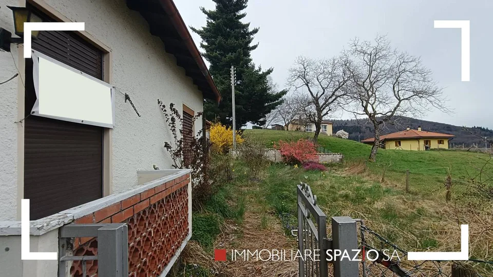 Casa di 4 1/2 locali con giardino e terreno edificabile molto tranq... – Foto 16 von 19