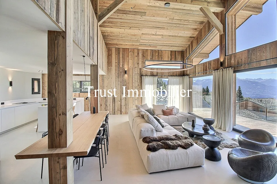 6041. Chalet Rare, 15 min à pied du Regent