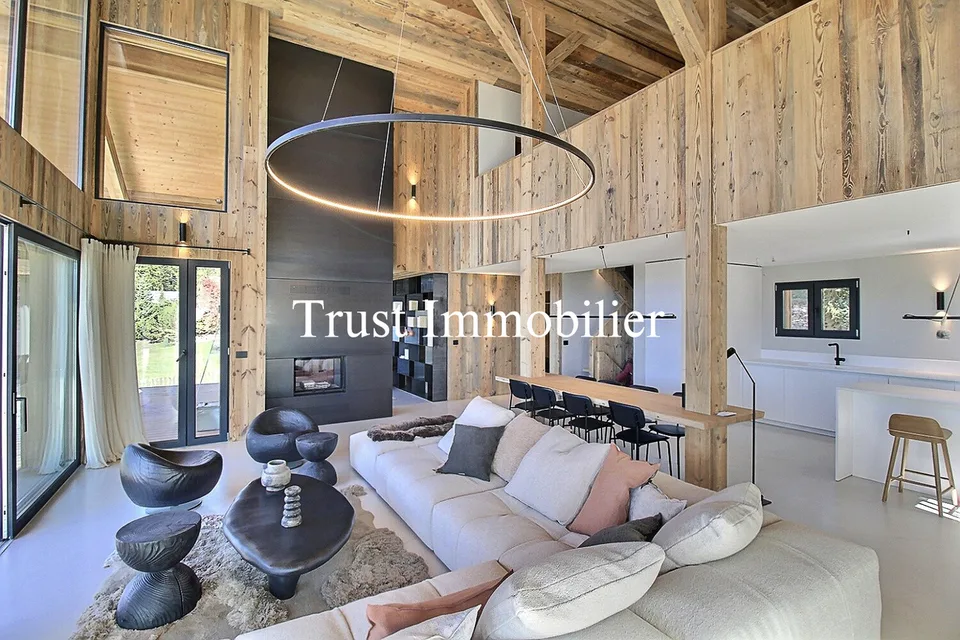 6041. Chalet Rare, 15 min à pied du Regent