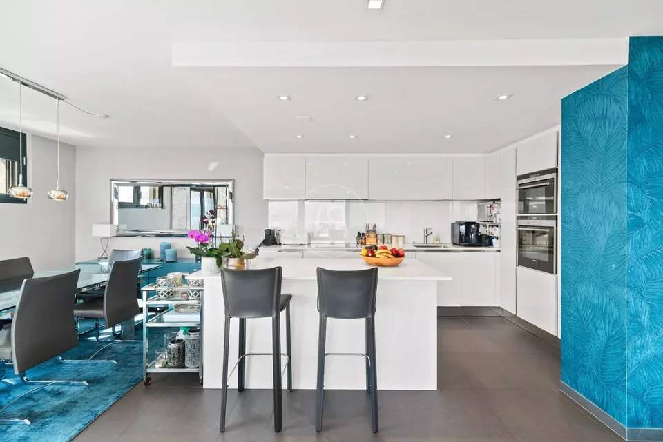 Beautiful modern property with panoramic view in Lutry – photo 13 of 13
