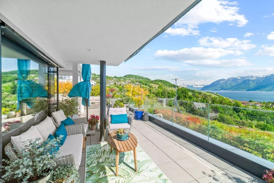 Beautiful modern property with panoramic view in Lutry – photo 8 of 13