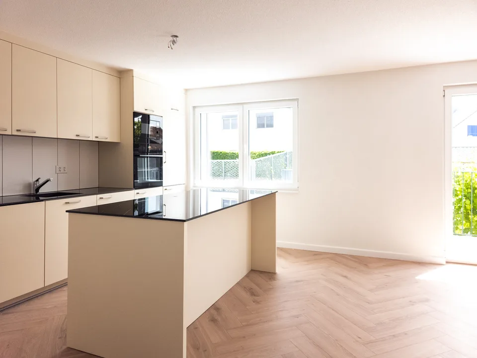 Large, fully renovated villa of 7.5 rooms