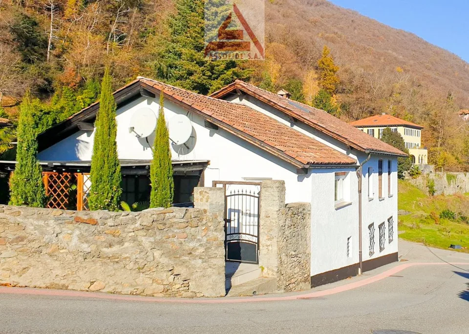 Ein Haus mit Charme und Charakter / Una casa con charme e carattere – photo 7 sur 7