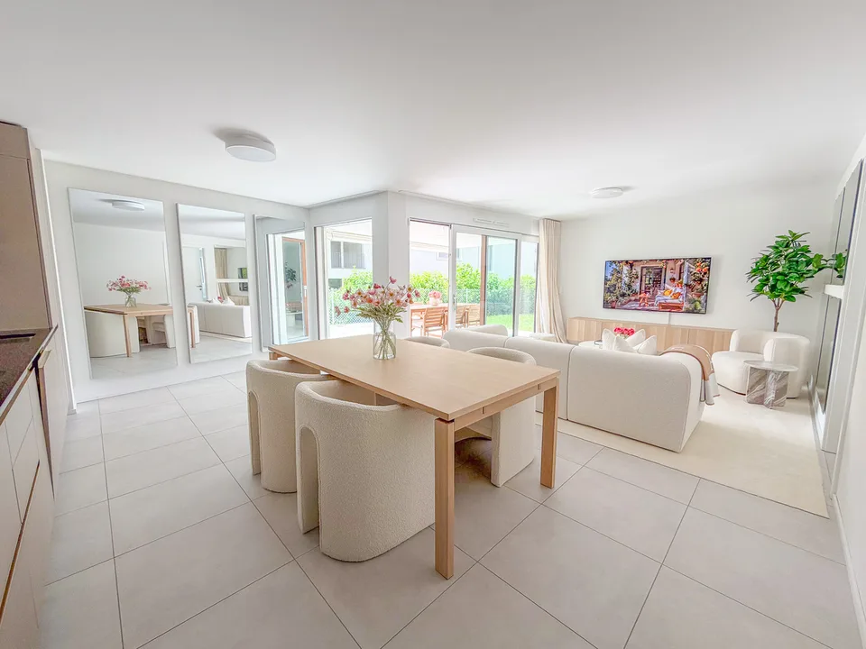 Appartement de 2.5 pces au rez-de-chaussée Grand jardin et terrasse