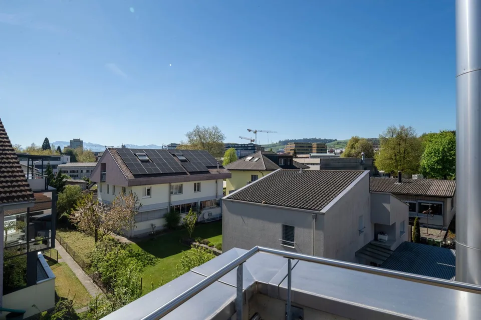 Exklusives Zweifamilienhaus oder Mehrgenerationenhaus an familienfreundlicher Lage in Sursee – Foto 18 von 21