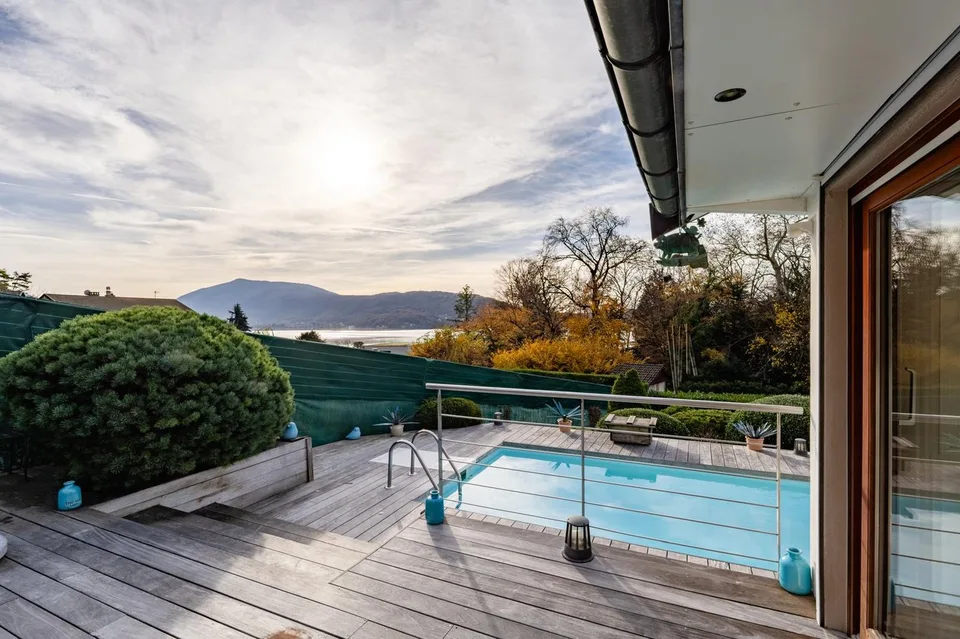 Magnifique maison de 8 pièces avec piscine et vue panoramique à Annecy-le-Vieux