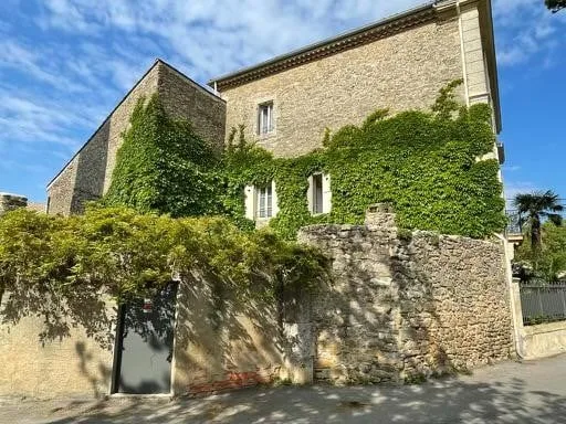 Historisches Haus in Mirepeisset – Eleganz und Charakter im Herzen des Dorfes