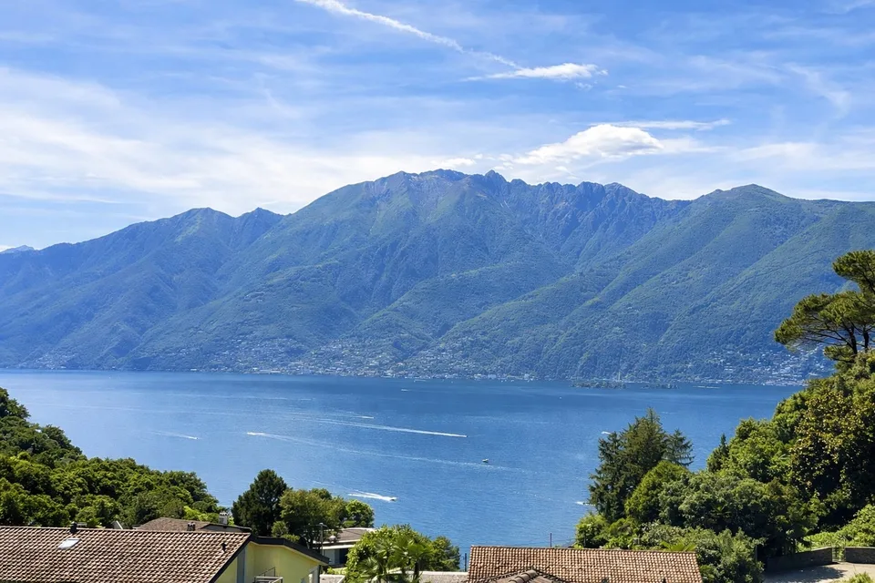 Incantevole appartamento vacanze di 4.5 locali con piscina all'aperto
