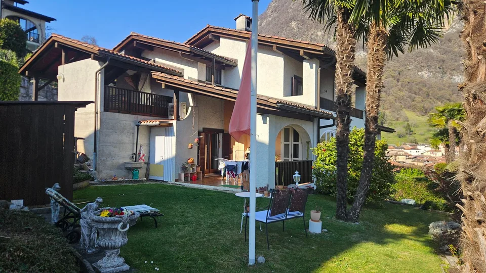 Casa unifamiliare con vista panoramica ad Arogno