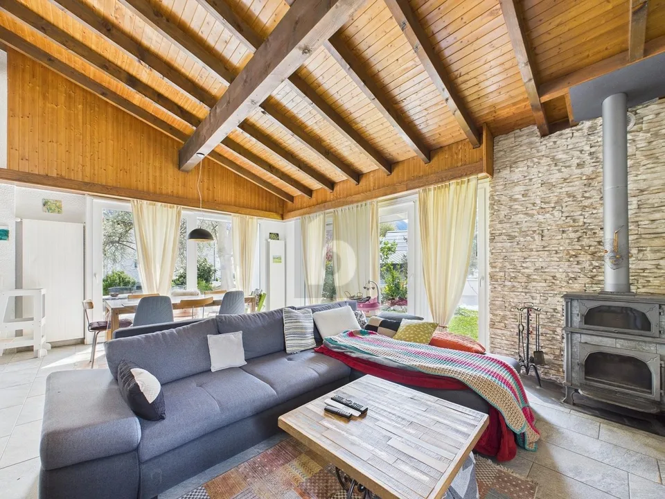 Casa con appartamento indipendente