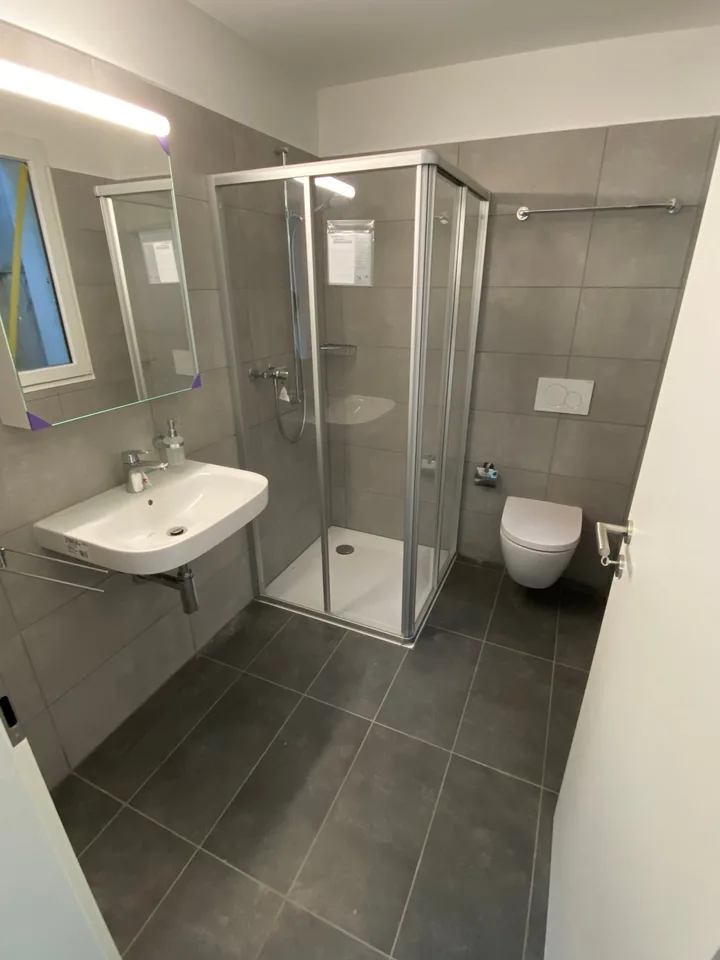 Einfamilienhäuser zum Verkauf in Cugnasco – Modernes Design, absoluter Komfort und helle Räume – Foto 10 von 13