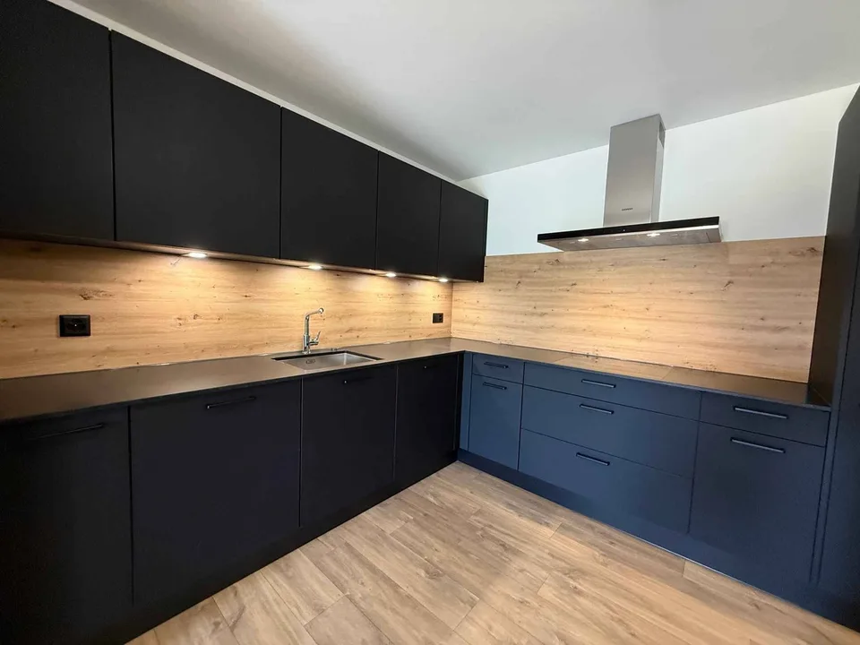 Rénovation totale, magnifique appartement neuf situé au 1er étage