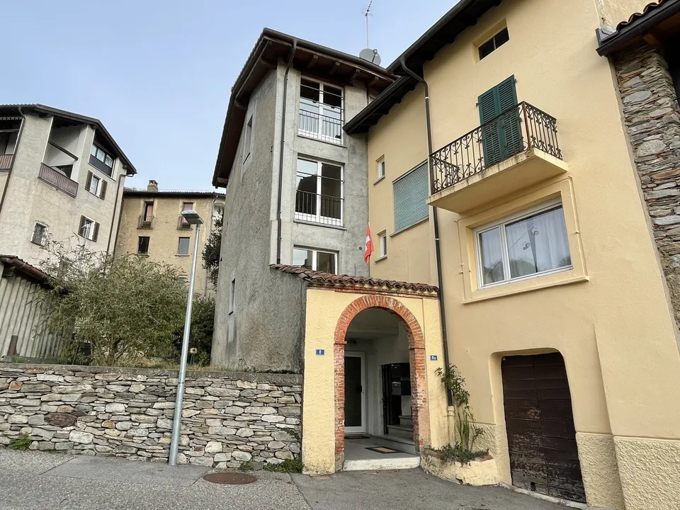 Casa di nucleo con due appartamenti