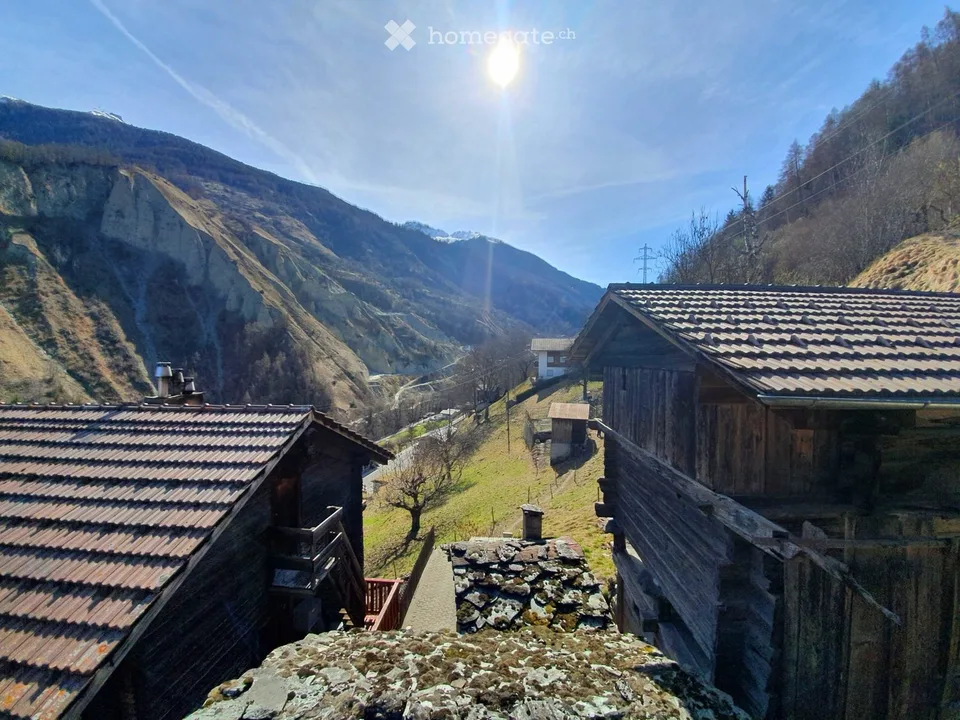 4 Z`Altbauwohnung im Herzen vom Wallis Ehringertal 2.OG bei Evolene