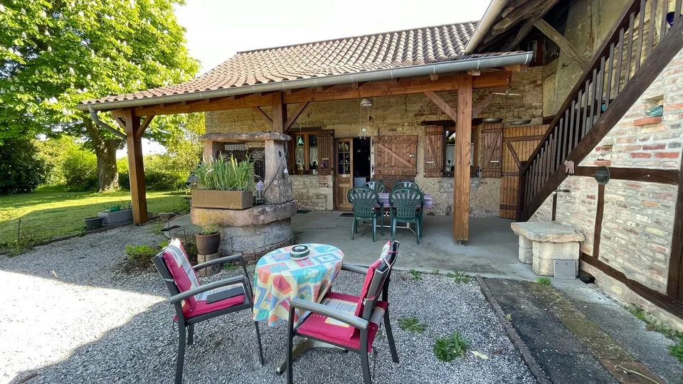 Charmantes Bauernhaus aus dem 19. Jahrhundert in Romenay, Frankreich