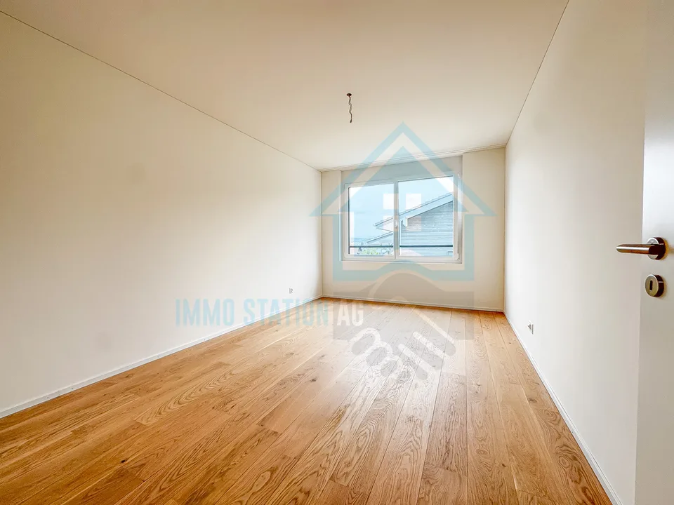 Esclusiva casa a schiera nuova di 6,5 locali con vista panoramica – foto 10 di 13