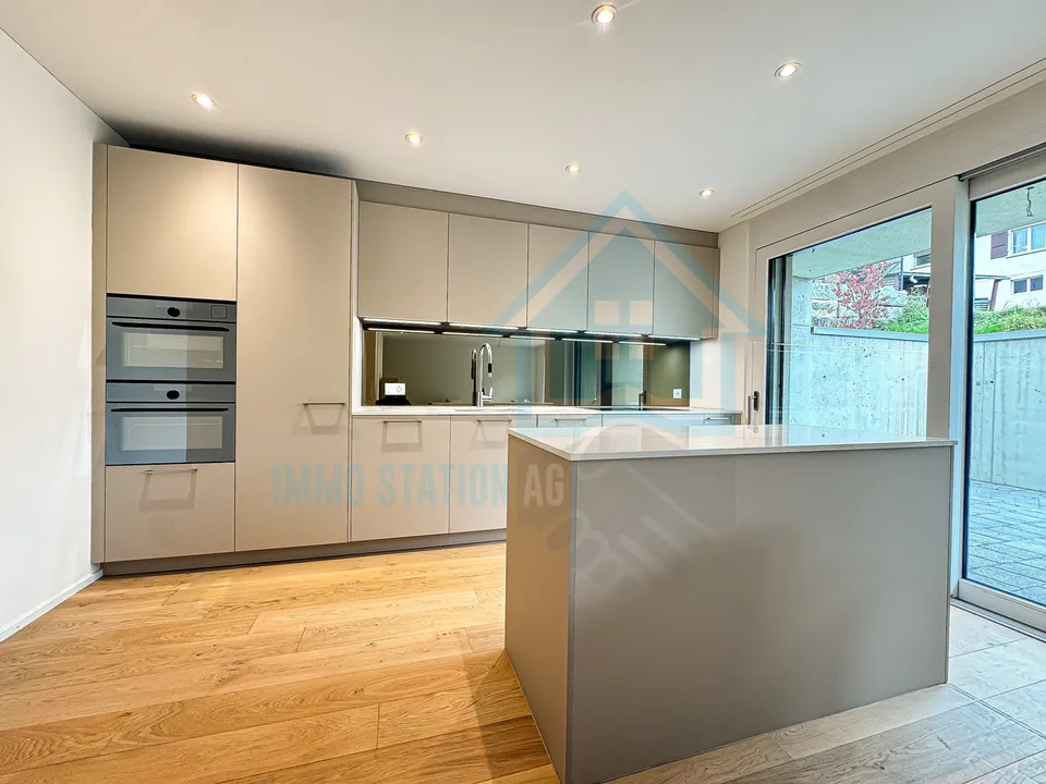 Esclusiva casa a schiera nuova di 6,5 locali con vista panoramica – foto 7 di 13