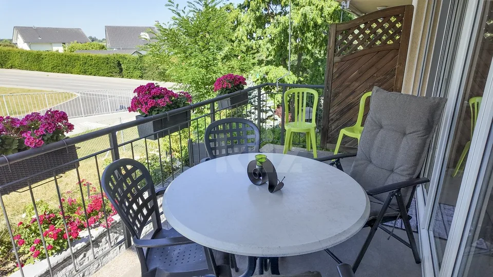 Affascinante appartamento al 1° piano con balcone e ascensore – foto 11 di 13