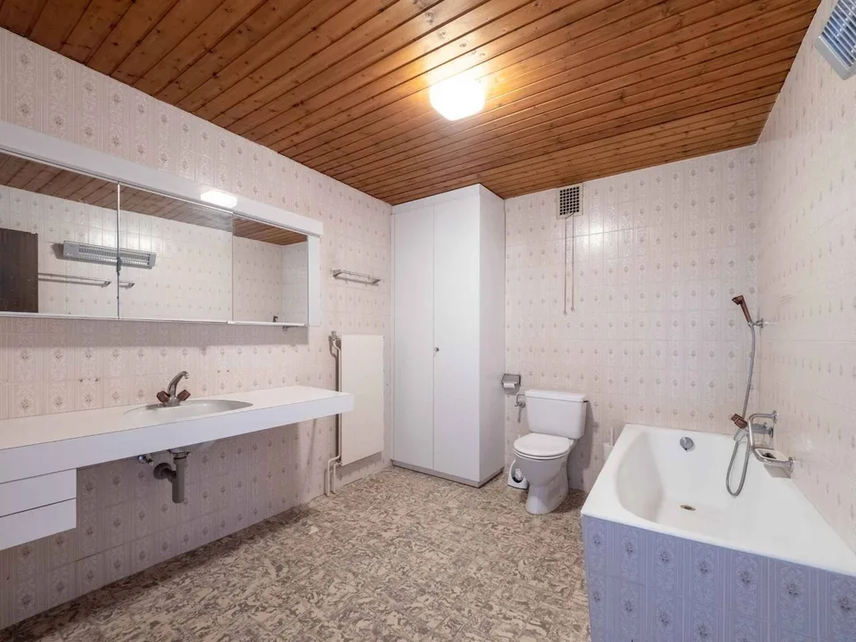 Maison de maître au bord du lac de Morat à vendre à Vallamand – Foto 15 von 20