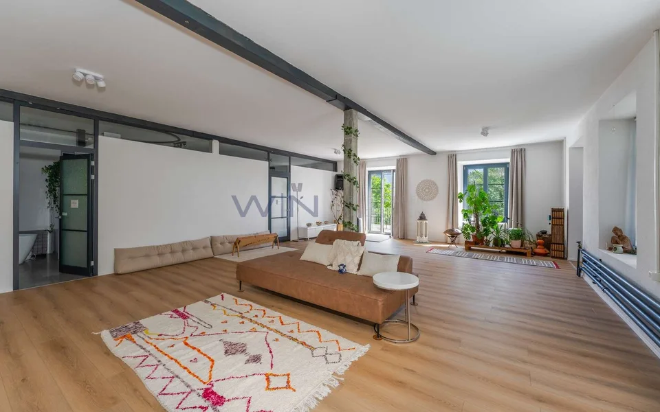 Villa esclusiva con potenziale per le generazioni