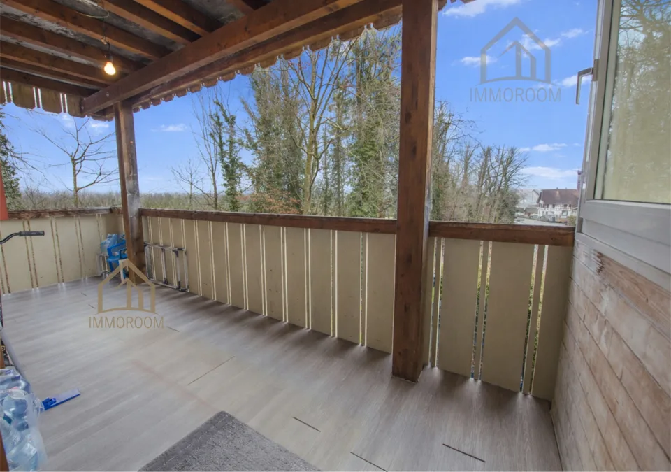 Maison de 3 familles avec potentiel – idéale pour les familles et les investisseurs – photo 8 sur 14