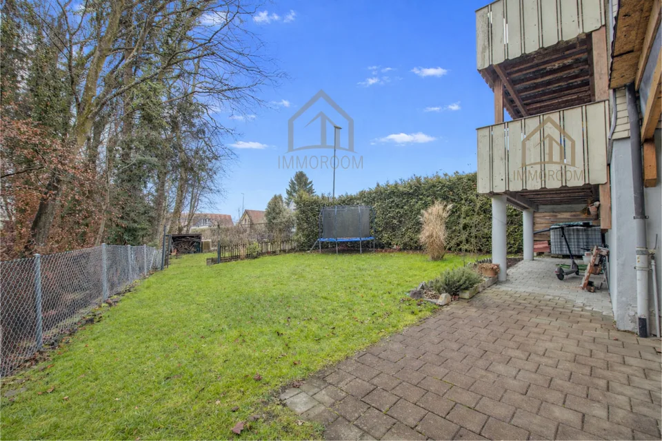 Maison de 3 familles avec potentiel – idéale pour les familles et les investisseurs – photo 11 sur 14