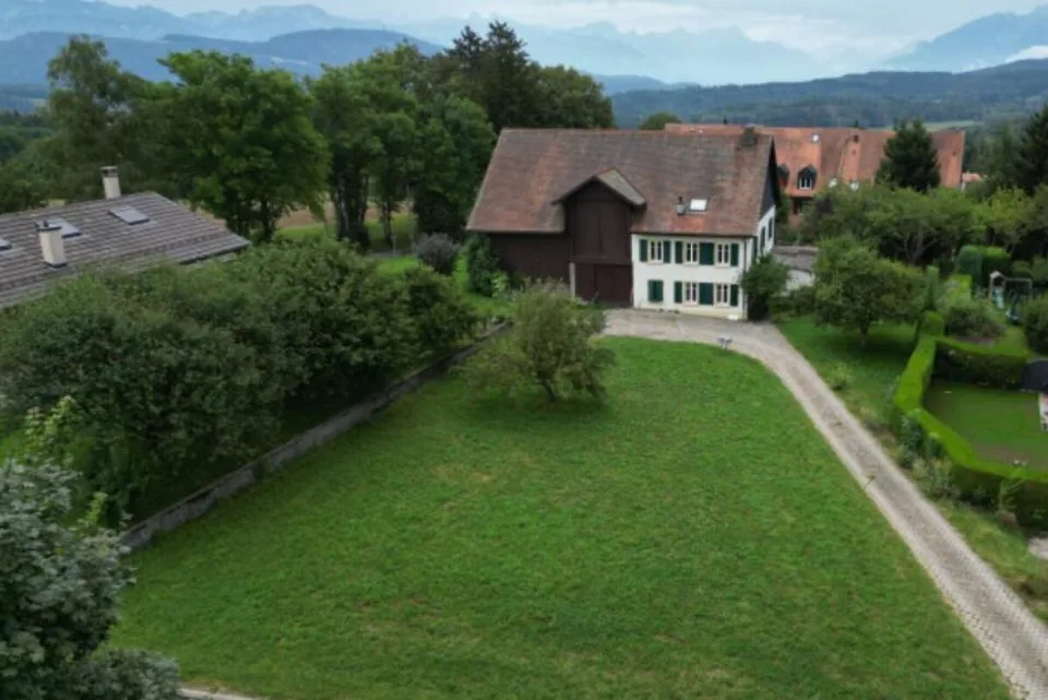 Savigny Villa im Doppelhausstil – Foto 7 von 9