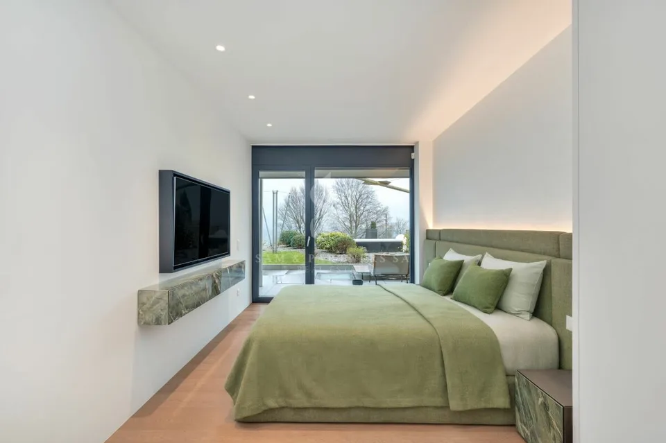 Modern and refined – photo 10 of 15