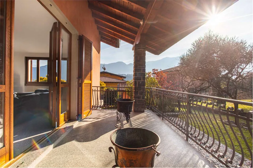 Wunderschöne Villa mit Blick auf den Comer See