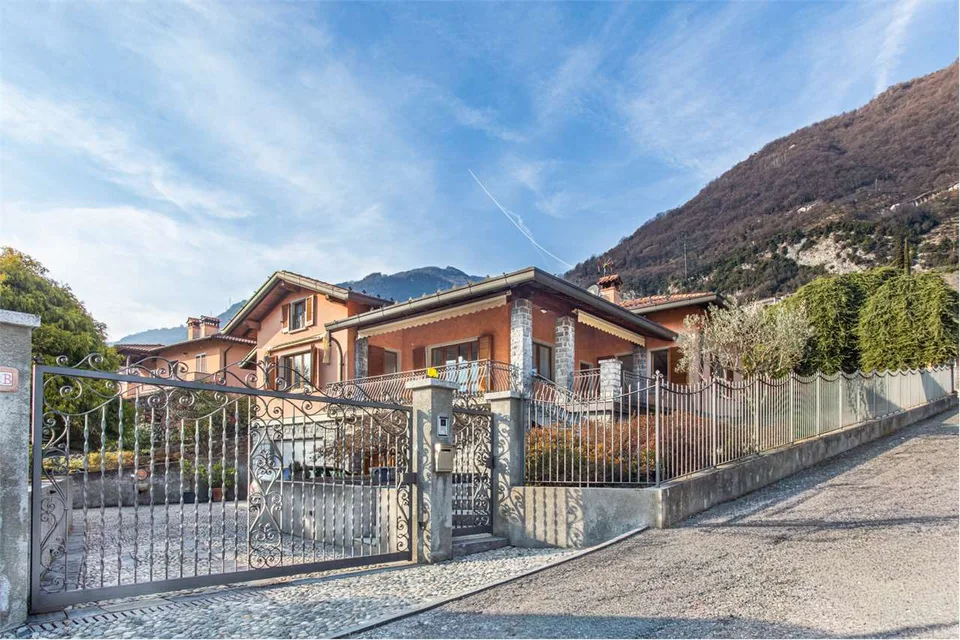 Wunderschöne Villa mit Blick auf den Comer See