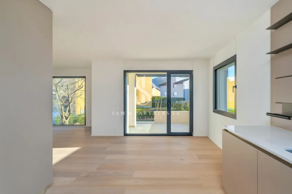 Neue Wohnung mit Garten