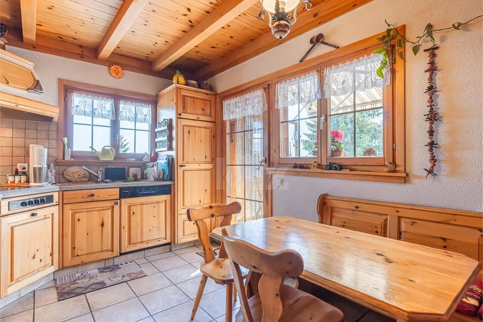 Gemütliches Duplex mit Terrasse und Bergblick