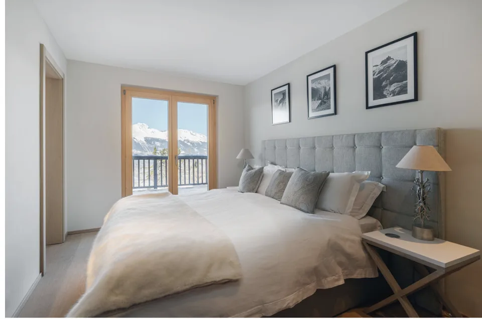 Exquisiter Ski-Chalet mit atemberaubendem Bergpanorama – Foto 7 von 13