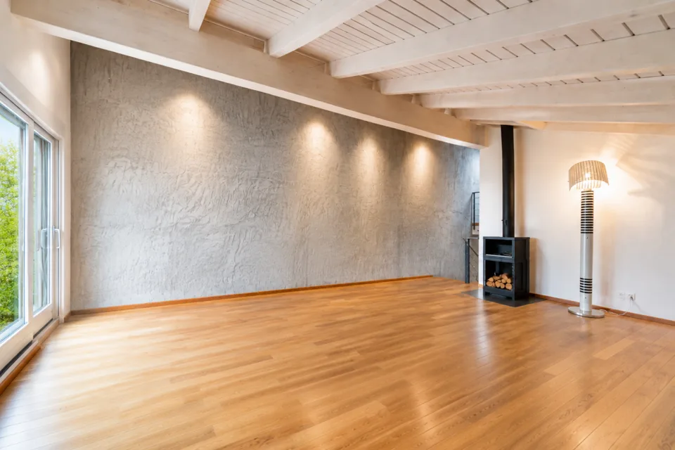 Casa a schiera architettonica con spazio, luce e privacy a Gockhausen – foto 8 di 18