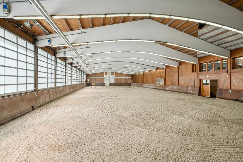 COMPLEXE EXCLUSIF DE SPORTS ÉQUESTRES AVEC INFRASTRUCTURE COMPLÈTE À MAUREN FL
