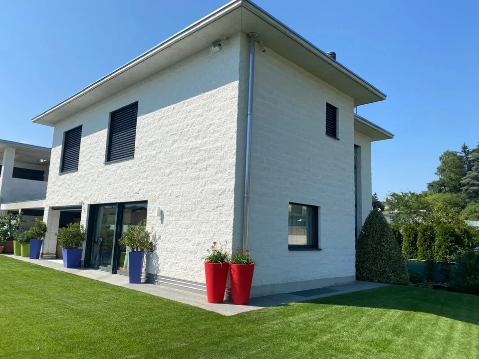 Moderne Villa mit Pool und erweiterter Domotik - Einzigartigkeit und Komfort in Reichweite