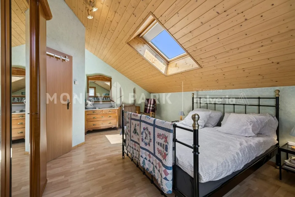 Spacieuse maison familiale avec grand jardin et volumes généreux