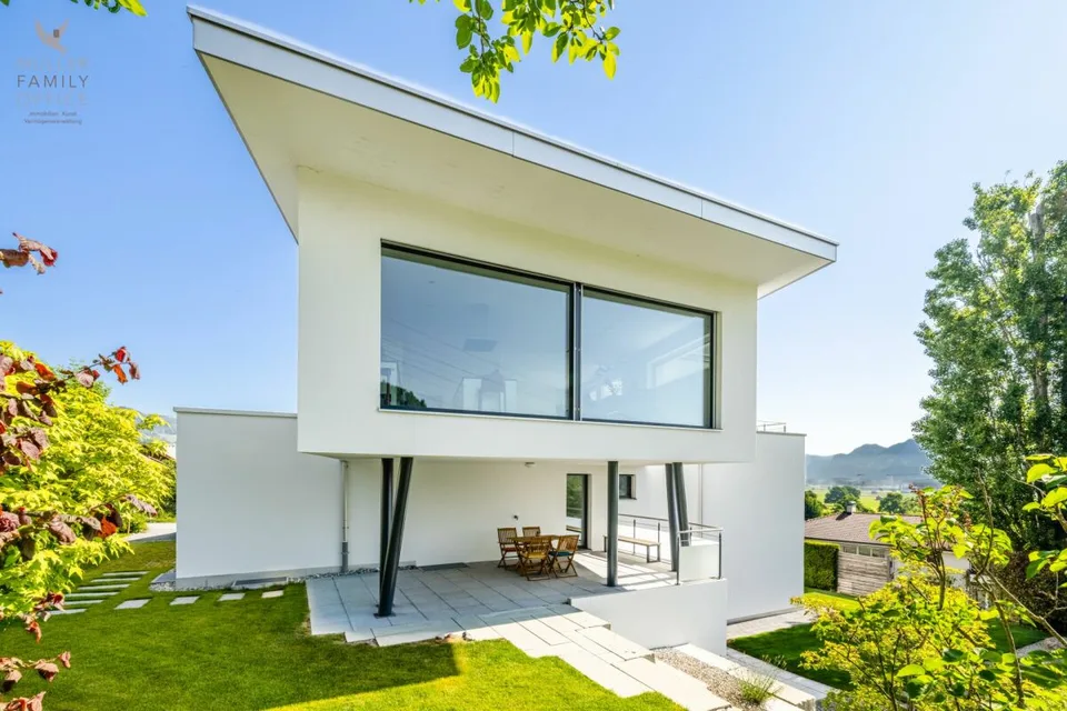 Maison de famille exclusive de 6 1/2 pièces avec équipement de haute qualité