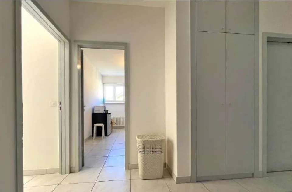 Helles 3.5-Zimmer-Apartment mit Einnahmen im Herzen von Mendrisio