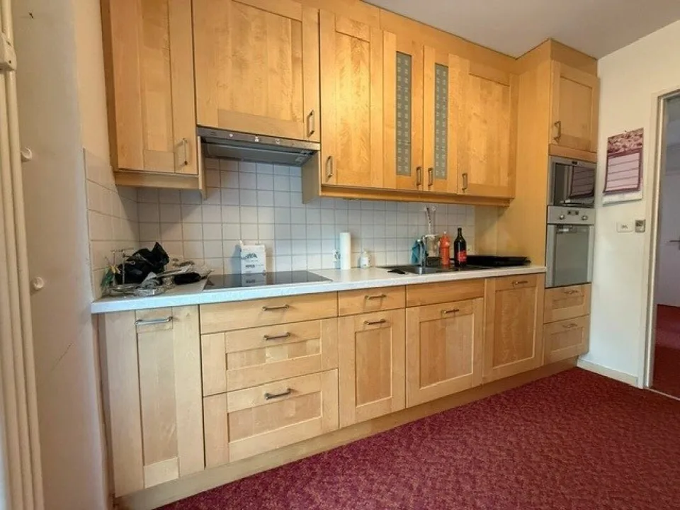 Partly renovated 3.5-room apartment with parking space in a quiet location
