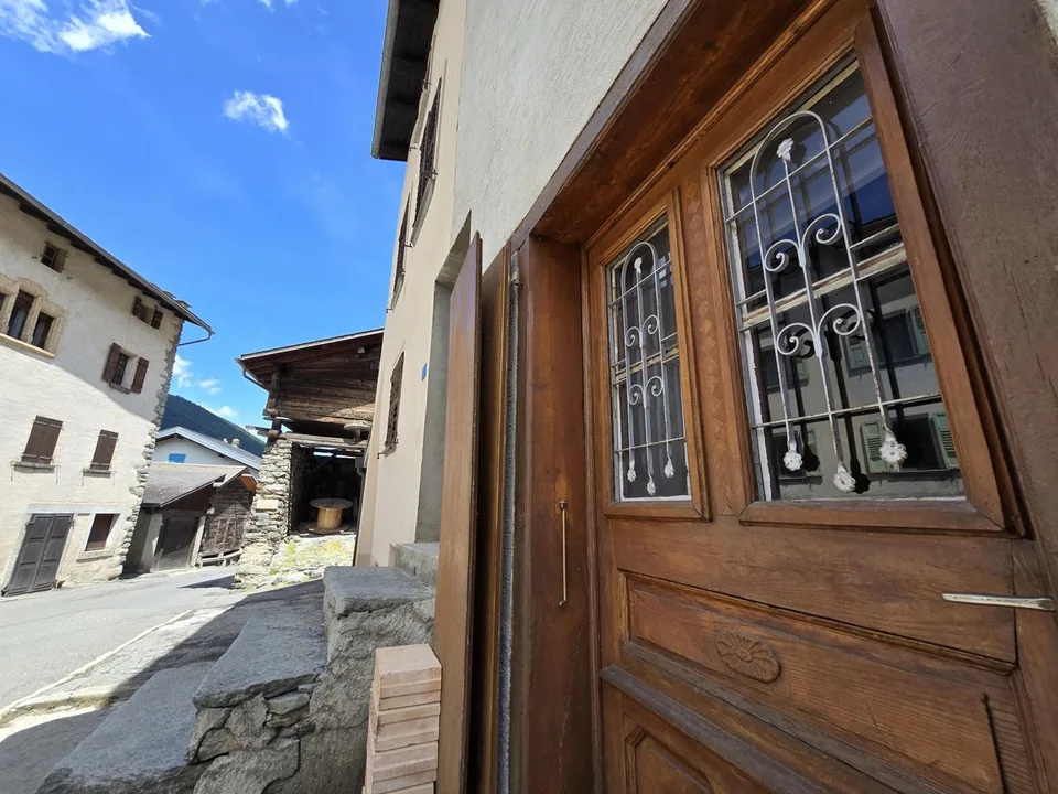 Echtes renoviertes Dorfhaus