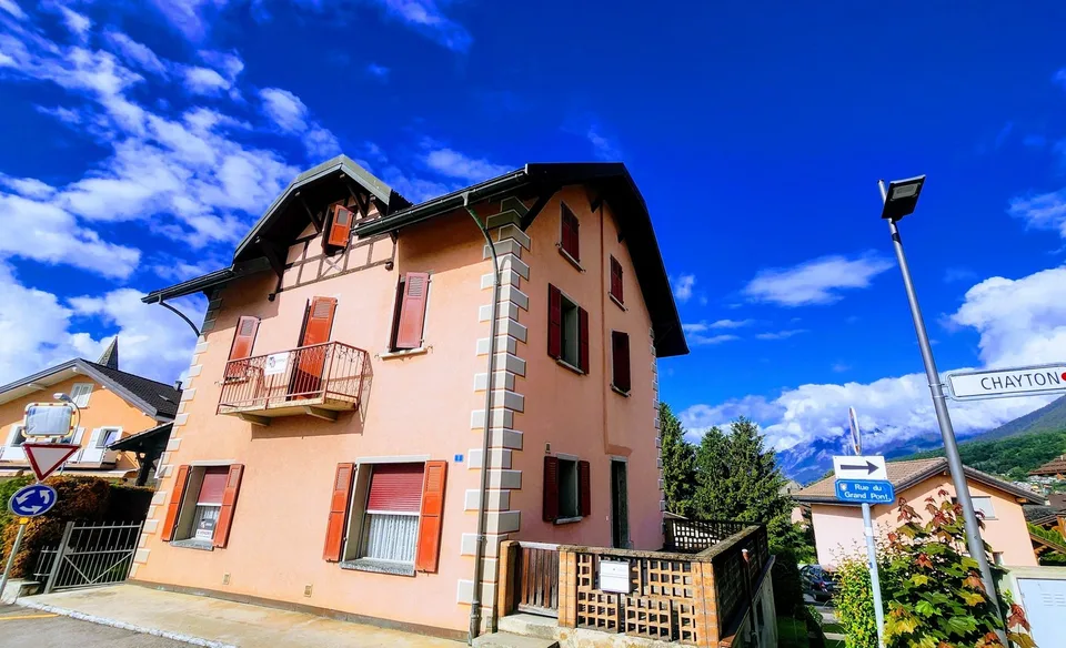 Maison villageoise à Grimisuat avec possibilité de faire deux ou trois appatements