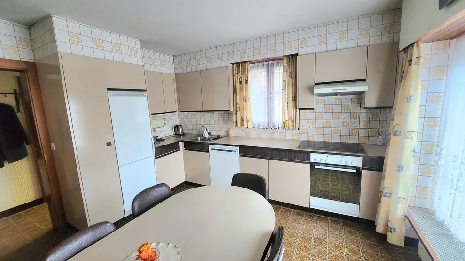 Casa di villaggio a Grimisuat con possibilità di creare due o tre appartamenti – foto 8 di 18