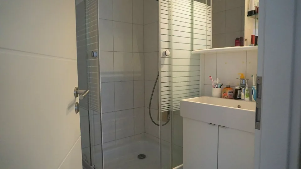 In der Nähe von Sierre: 3.5 Zimmer mit Carnotzet, derzeit vermietet – Foto 8 von 9