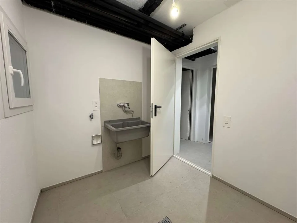 Merveilleuse villa de luxe triplex avec vue sur le lac de 4,5 pièces à Brusino – photo 13 sur 24